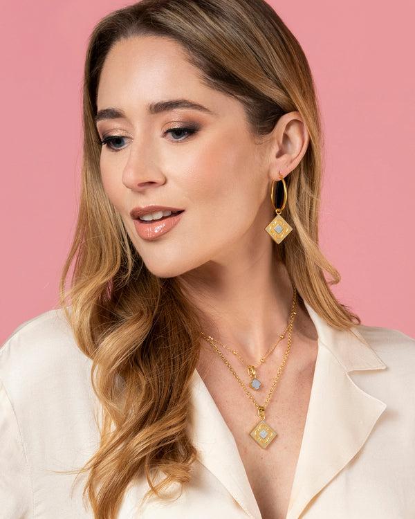 Carisma Rock Quartz Logo Stone Pendant Earring Set