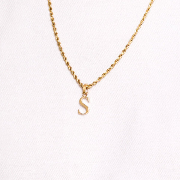 Carisma "S" Carisma Letter Pendant
