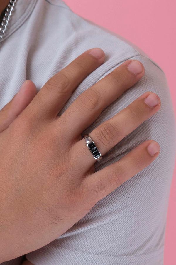 Carisma Silver And Black Zirconia Ring