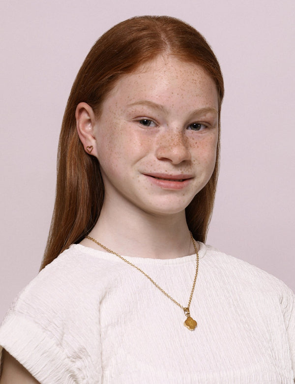 Carisma "W" Carisma Mini Letter Pendant