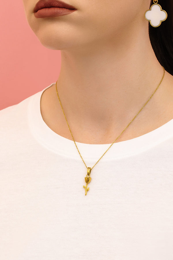 Carisma Warda June Birth Flower