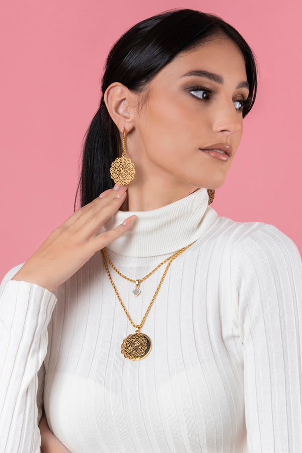 Carisma Xlendi Lace Hollow Pendant