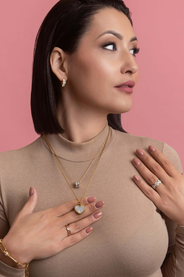 Carisma Zaria’s Huggies Earrings & Pendant Gift Set