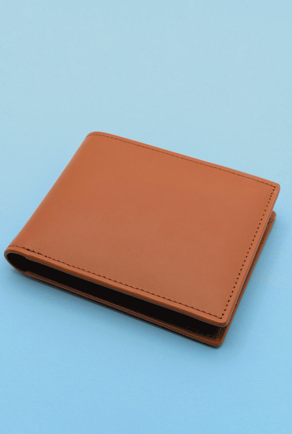 carisma Embossed Leather Classic Men's Wallet - The Leather Press Station