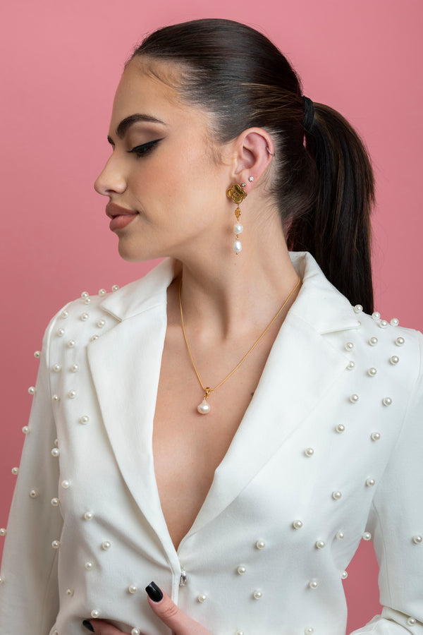 Carisma Ghita’s Drop Stud Freshwater Pearl Earring Set