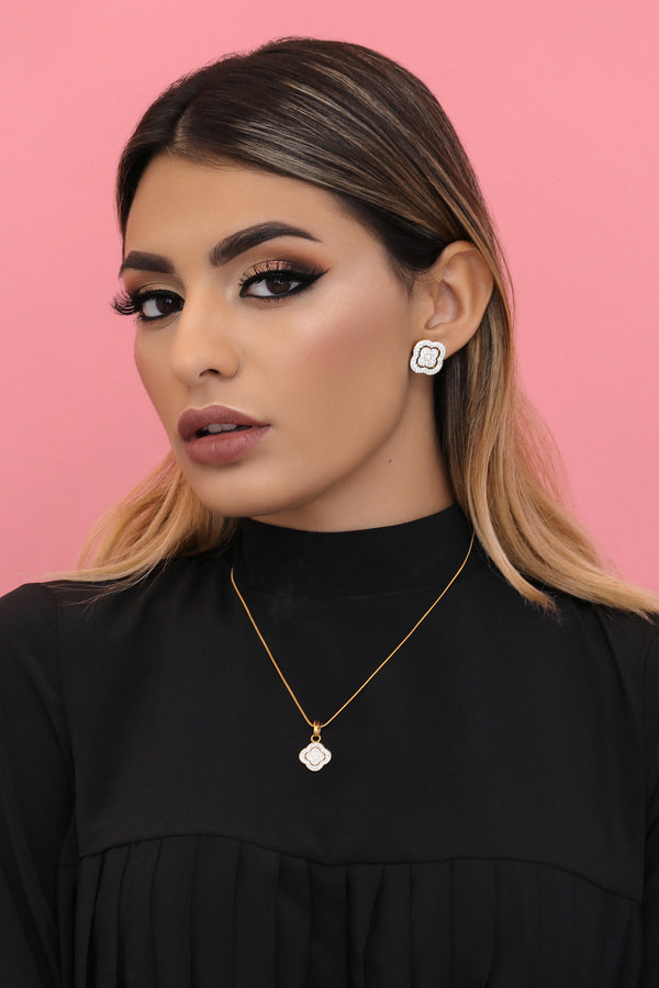 Carisma Rossi's Crystal Stud Earring Set & Pendant Gift Set