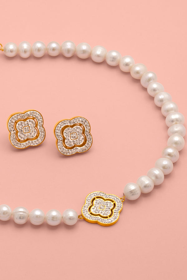 carisma Sue's Freshwater Pearl Choker & Rossi's Crystal Studs Gift Set