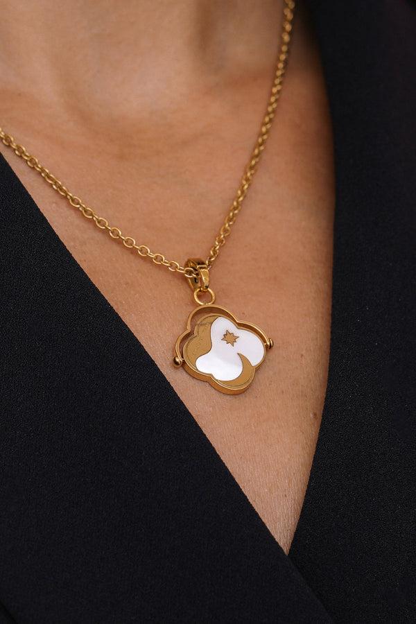 Carisma "Wettaq Il-Ħolm" Mother Of Pearl Engravable Pendant