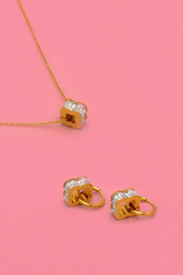 carisma Zaria’s Hoop Earrings & Ring Pendant Gift Set