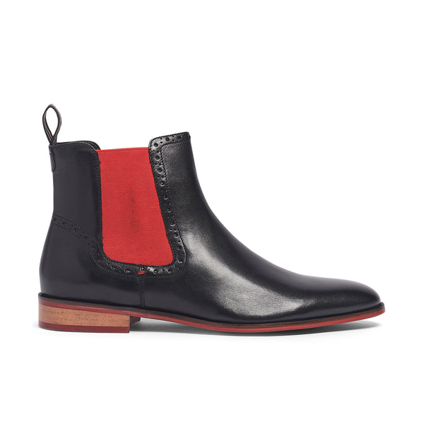 carlos by carlos santana Mantra Chelsea Boot // Black
