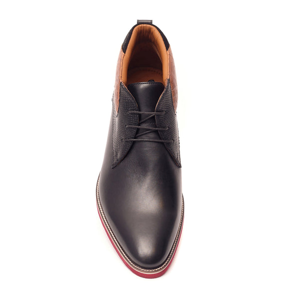 Carlos By Carlos Santana Morello Chukka Boot // Black