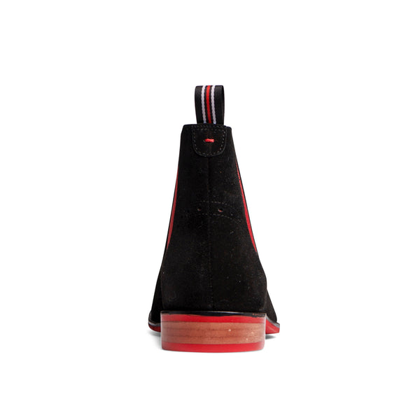 Carlos By Carlos Santana Mantra Chelsea Boot Suede // Black