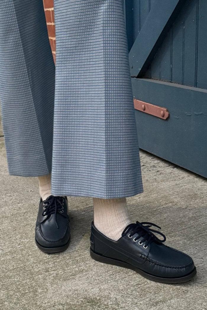 caron callahan BAXTER BOAT SHOE Deep Navy Polished Leather