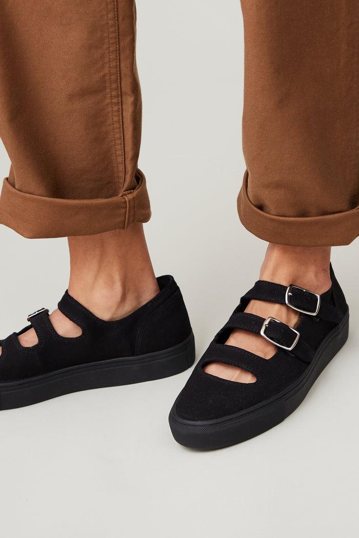 Caron Callahan SIMONA SNEAKERS Black Canvas