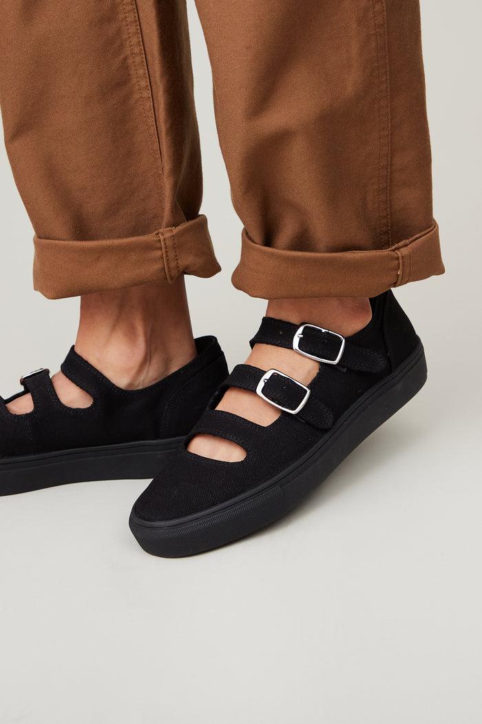 caron callahan SIMONA SNEAKERS Black Canvas