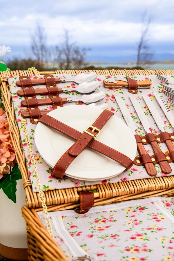 Carraig Donn 4 Person Natural Wicker Floral Picnic Basket