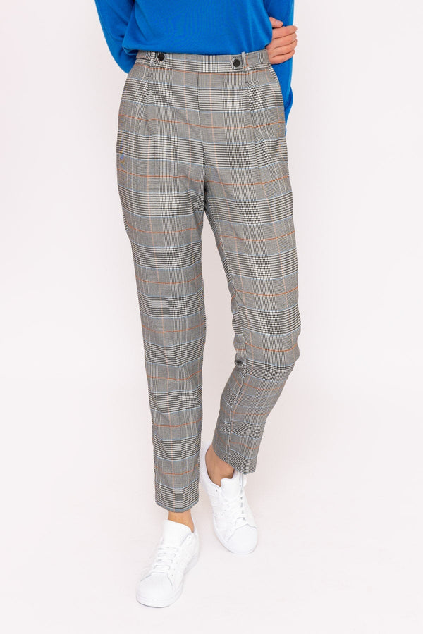 Carraig Donn Button Detail Tailored Pant In Check Print