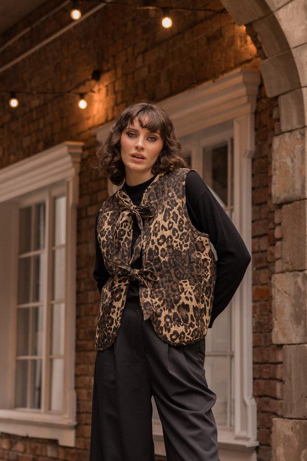 carraig donn Animal Print Quilted Gilet