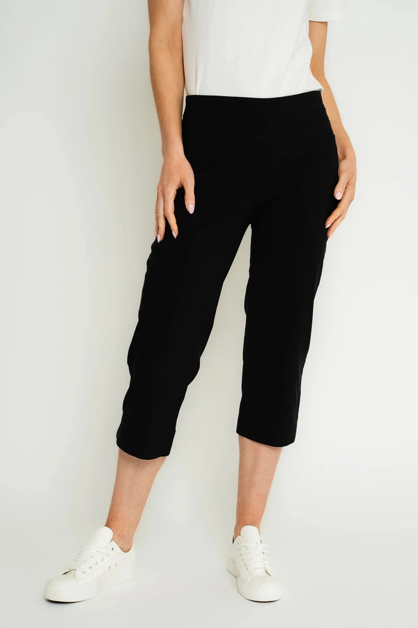 Carraig Donn Black Bengaline Cropped Trousers