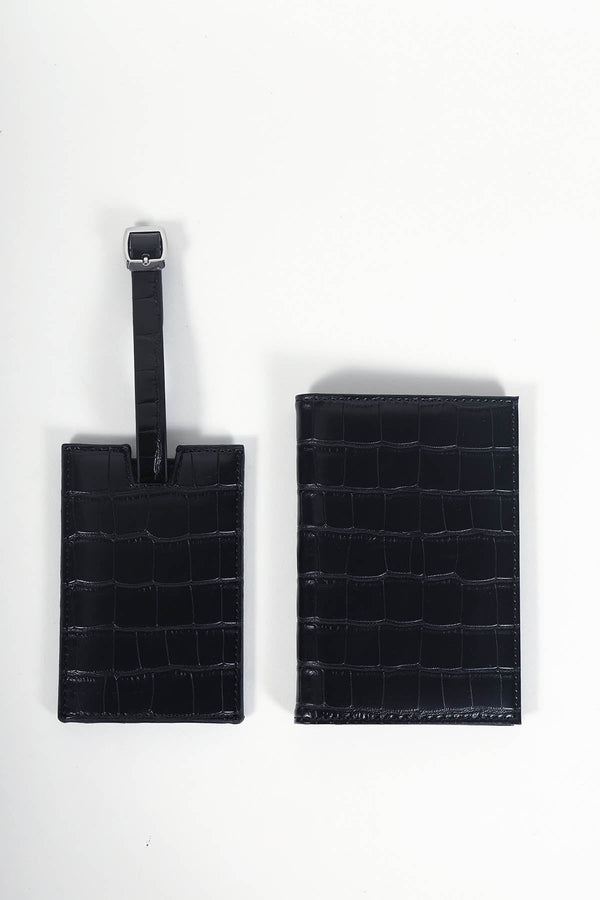 Carraig Donn Black Passport Holder & Luggage Tag Set