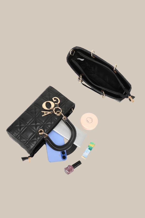 Carraig Donn Black Quilted Bag With Charm