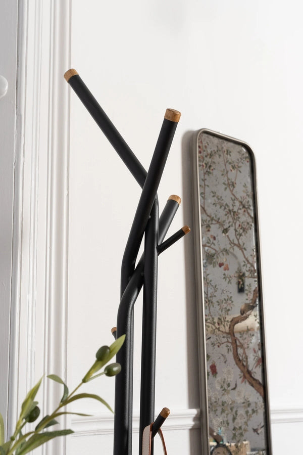 Carraig Donn Black Scott Coat Stand