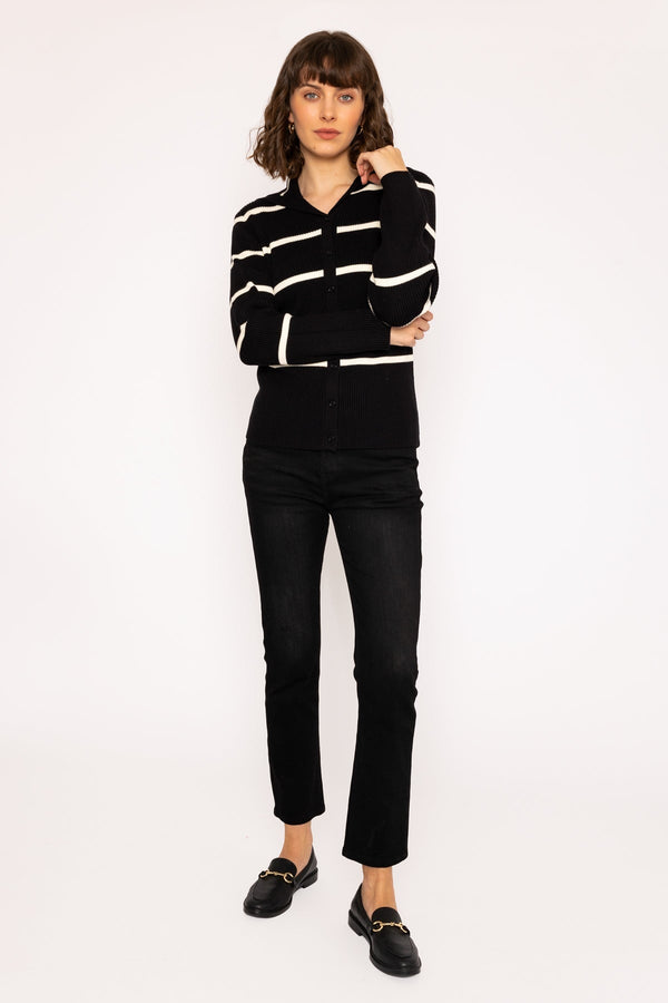 Carraig Donn Black & White Wide Collar Knit Cardigan