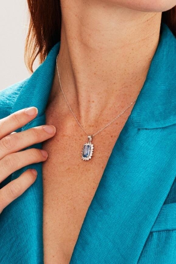 Carraig Donn Blue Rhodium Pendant Necklace