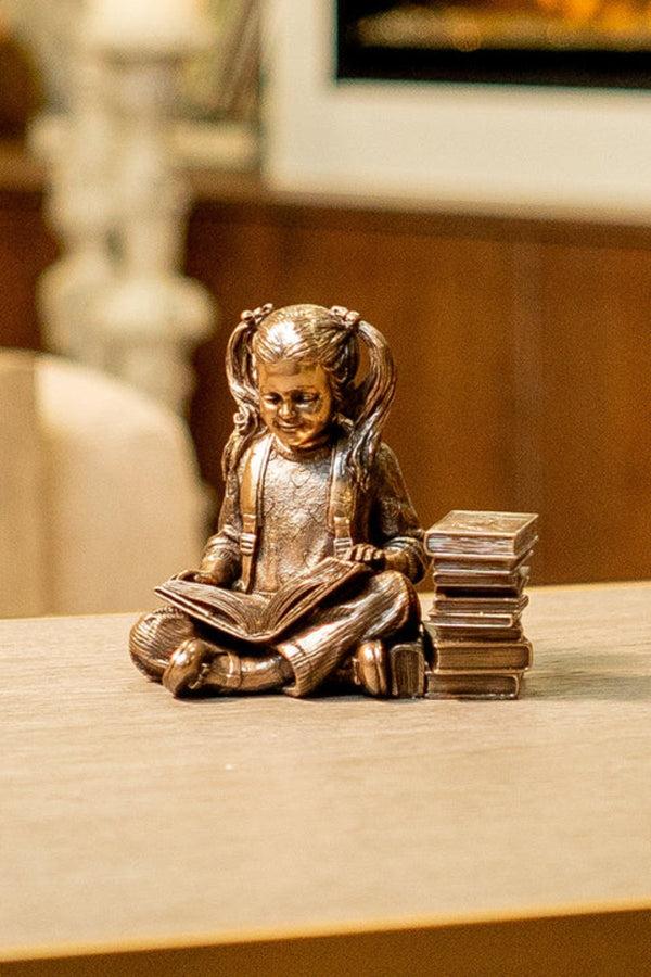 carraig donn Bronze Reading Time Girl