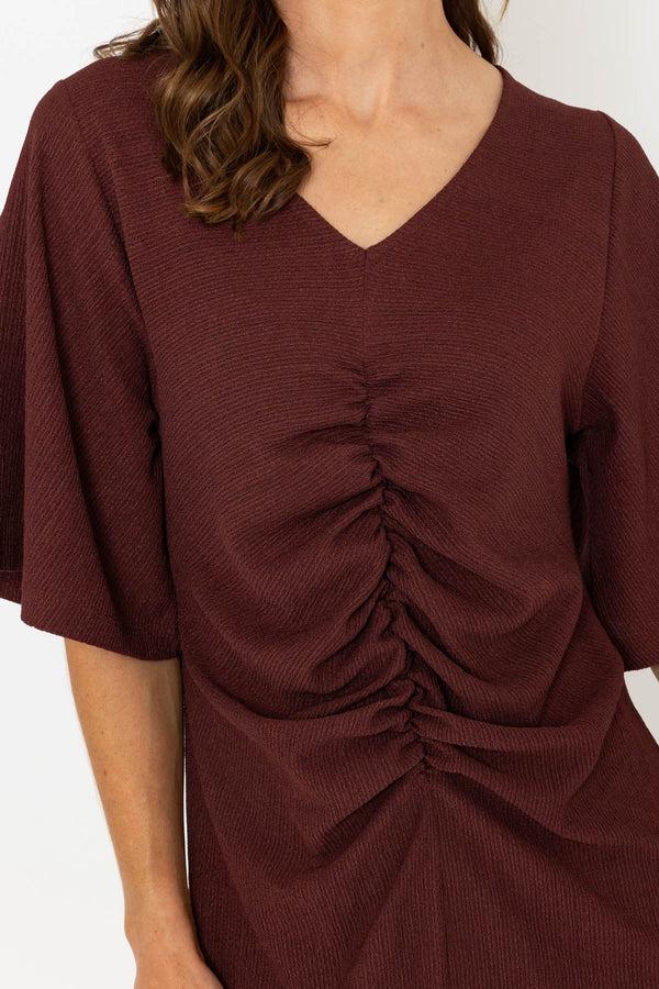 Carraig Donn Brown Short Sleeve Ruched Midi Dress