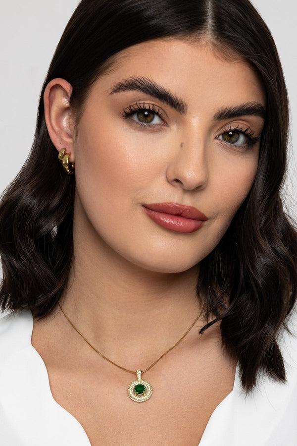 carraig donn Crystal & Emerald Pendant Gold Necklace