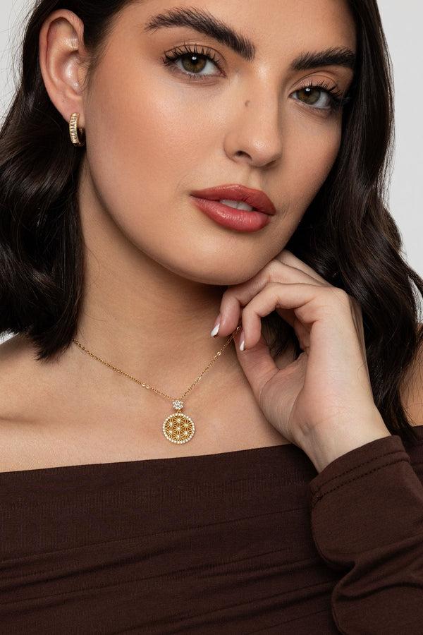 carraig donn Crystal Flowers Pendant Necklace