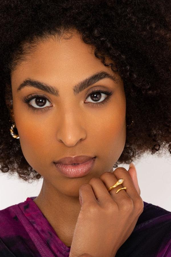 Carraig Donn Crystal Stone Snake Twist Gold Ring