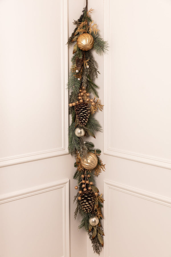 carraig donn Decadent Gold Christmas Garland