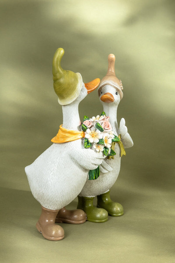 Carraig Donn Duck Couple Decorative Figurine