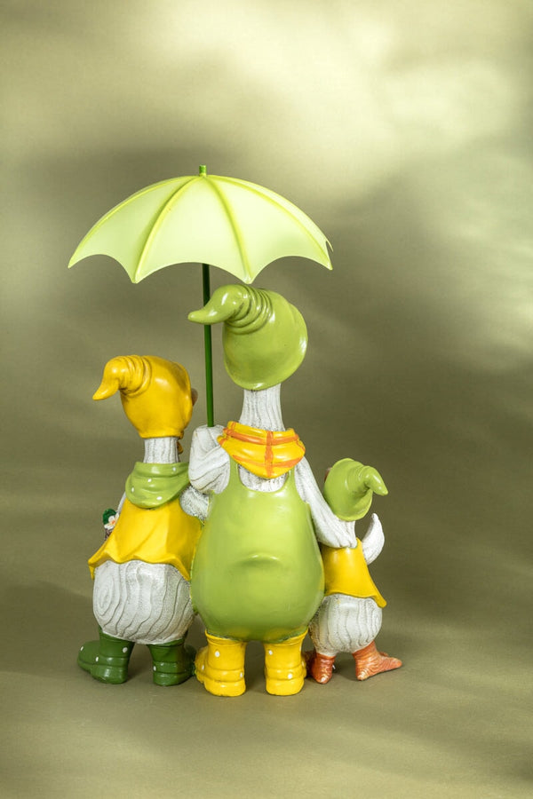 Carraig Donn Duck Family Decorative Figurine