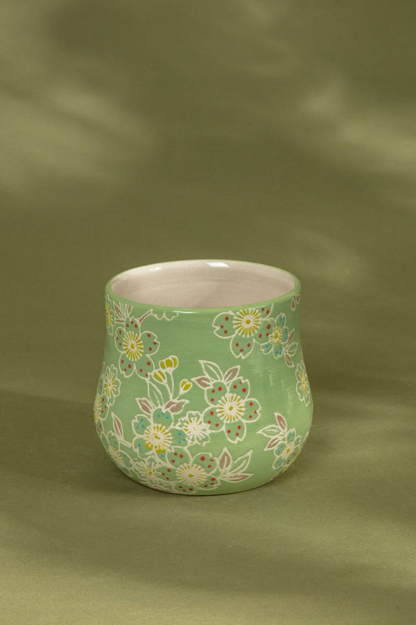 Carraig Donn Eclectic Green Flower Pot