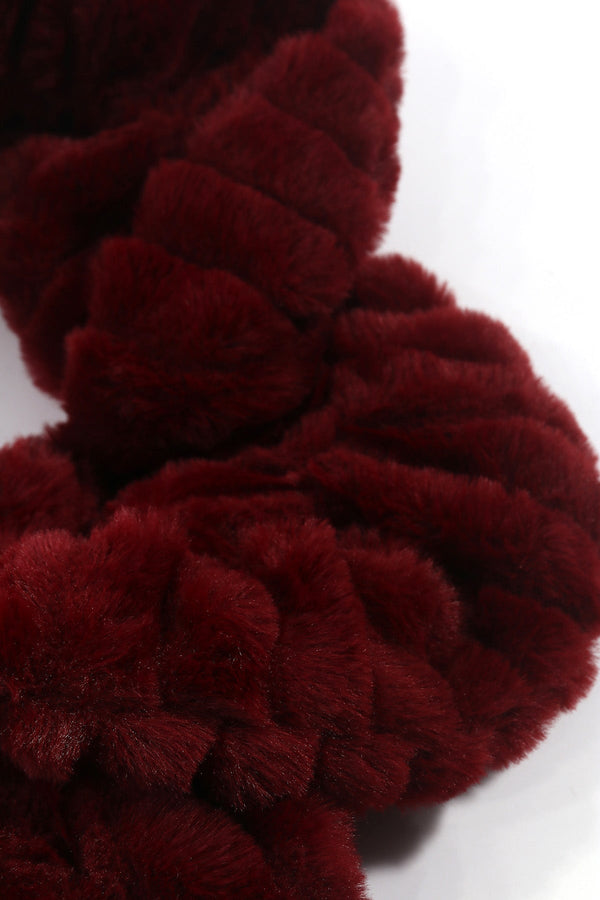 Carraig Donn Elastic Burgundy Faux Fur Scarf