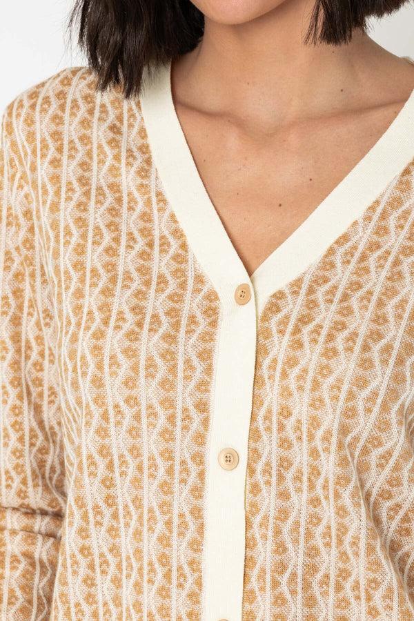 Carraig Donn Embossed Knit Cardigan In Camel