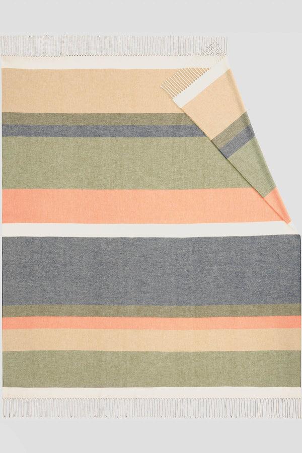 carraig donn Green Striped & Fringed Throw