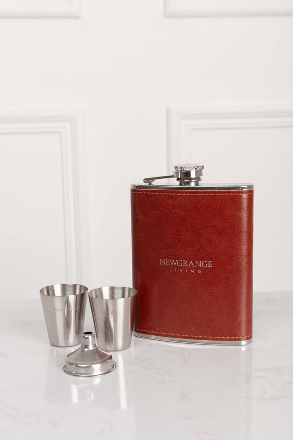 carraig donn Hip Flask Gift Set