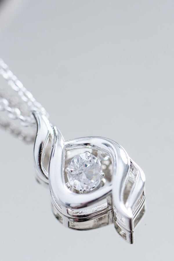 Carraig Donn Hollywood Double Twist Pendant