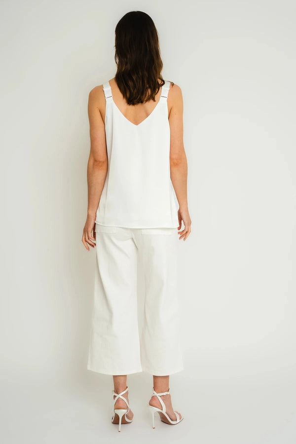 Carraig Donn Ivory Sleeveless Silky Cami Top