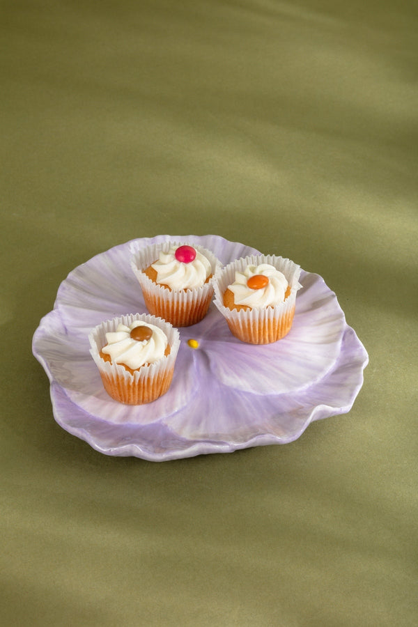 Carraig Donn Light Purple Pansy Shape Plate