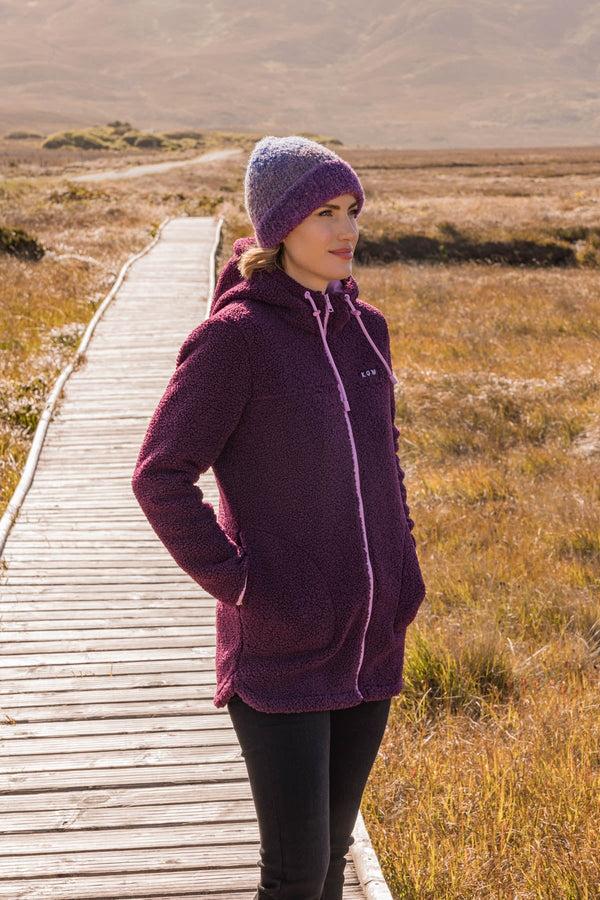 Carraig Donn Longline Teddy Fleece In Burgundy