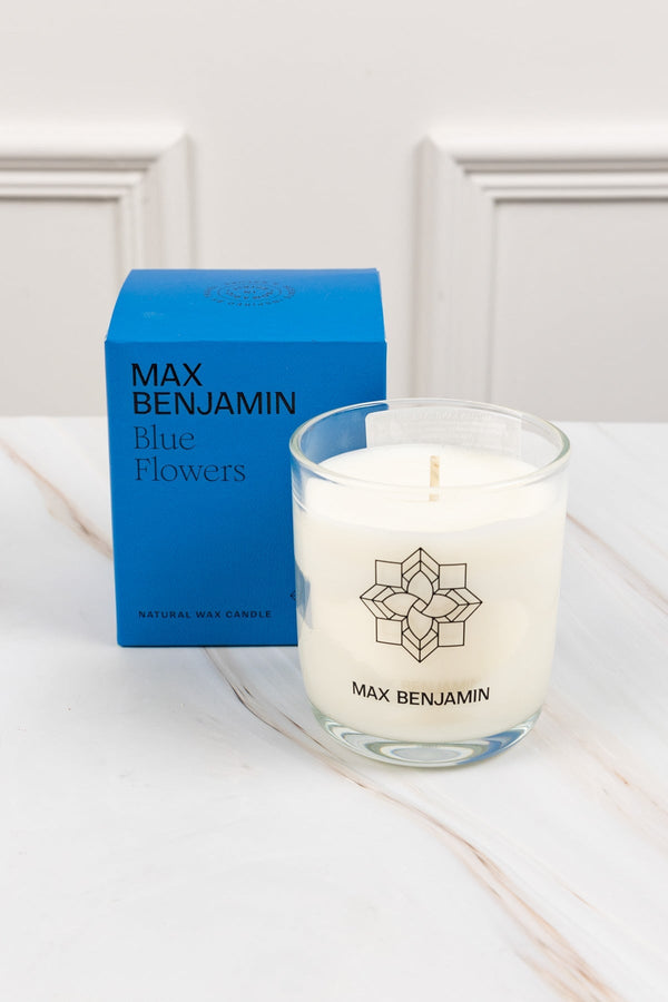 carraig donn Max Benjamin Blue Flowers Candle