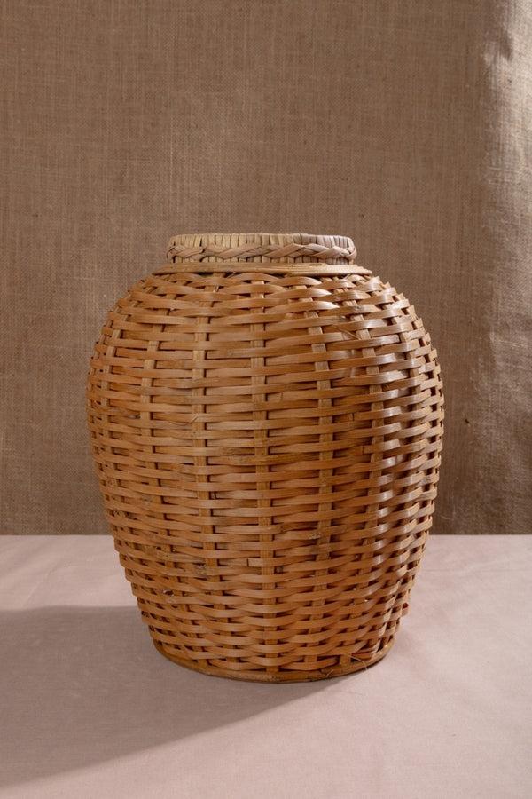 Carraig Donn Medium Rattan Vase