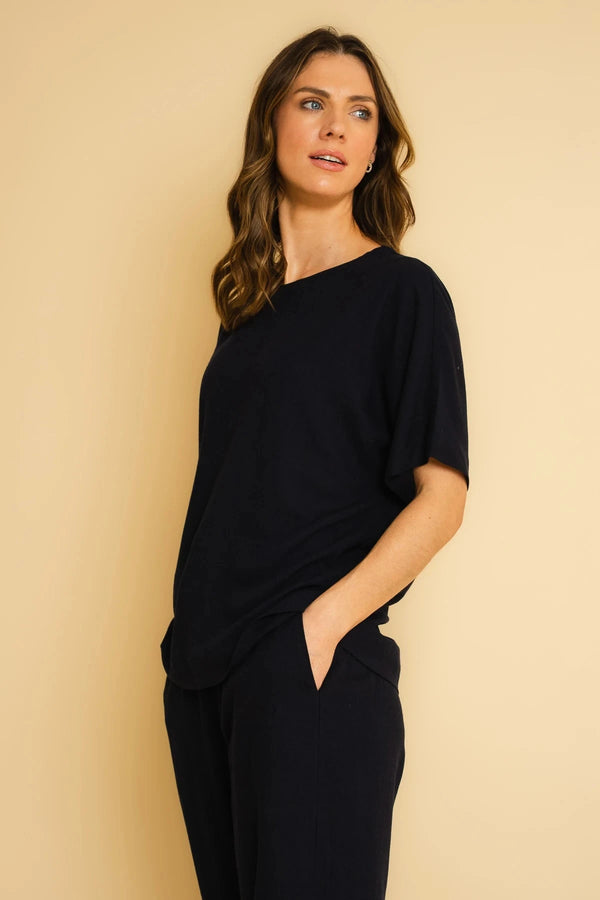 Carraig Donn Navy Linen Blend Short Sleeve Top