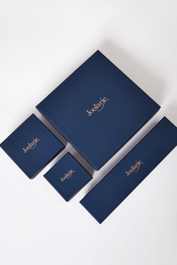 Carraig Donn Oval Pendant With Blue Stone