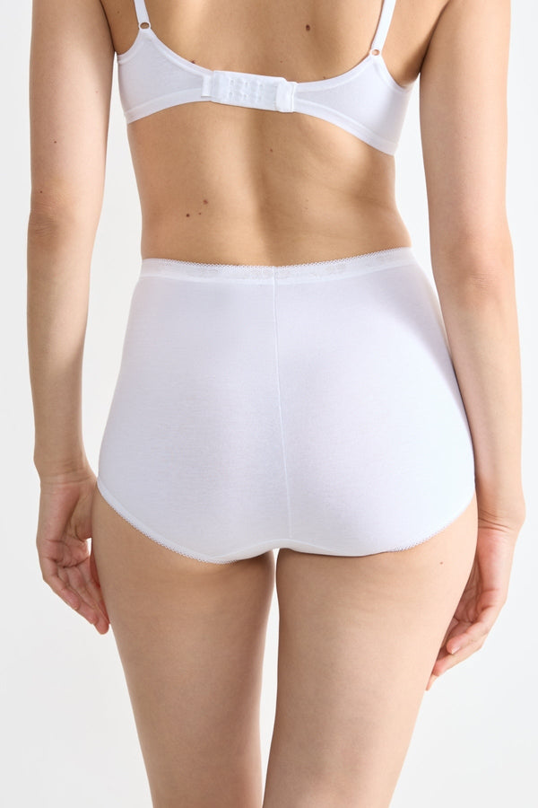 Carraig Donn Pack Of 4 Basic White Maxi Breifs